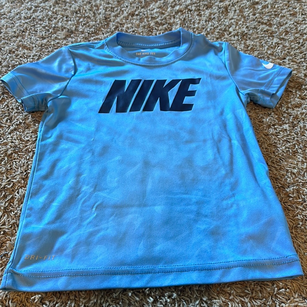 Boys Nike tshirt
